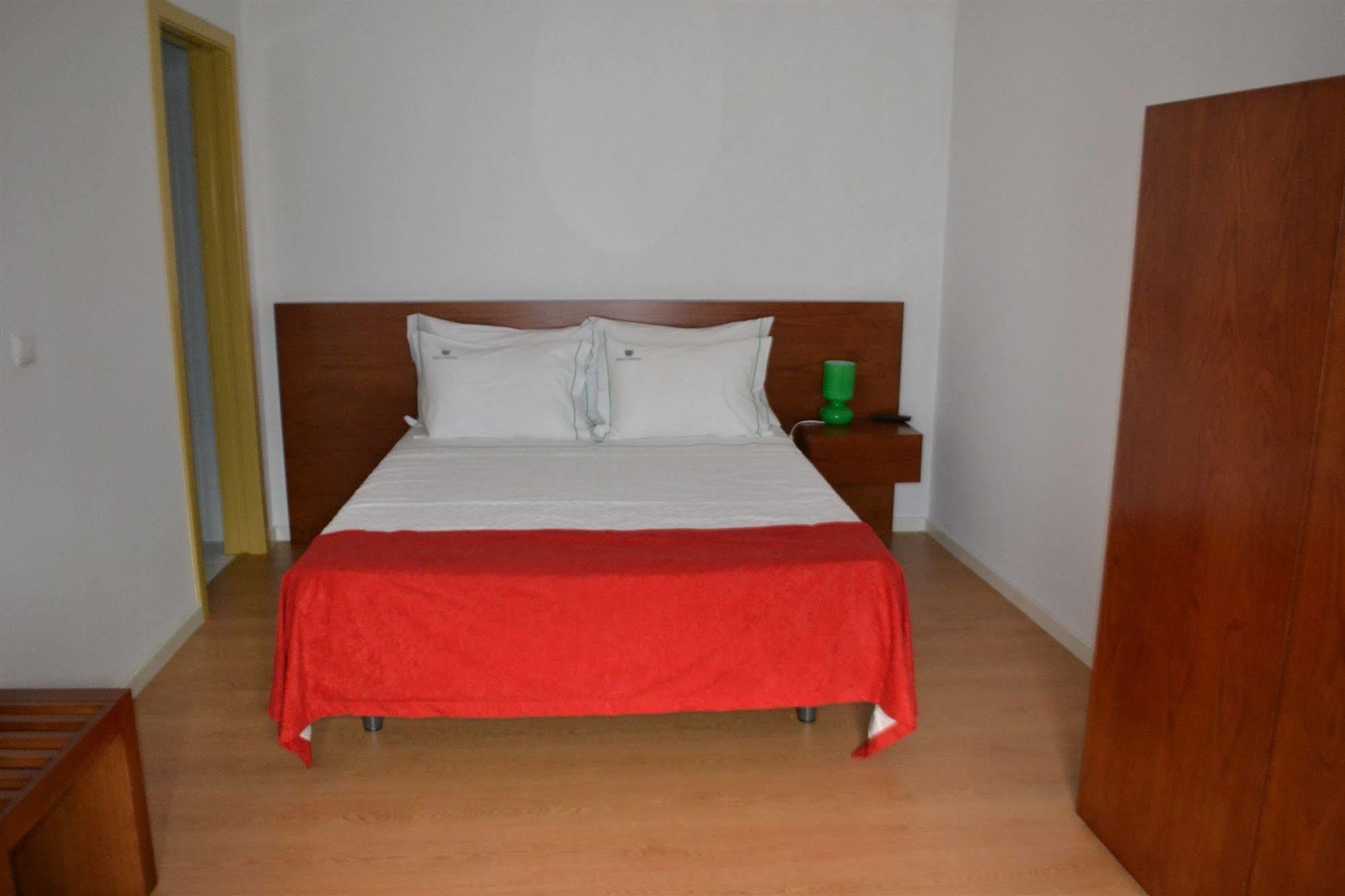 רסנדה Hotel Comercio מראה חיצוני תמונה