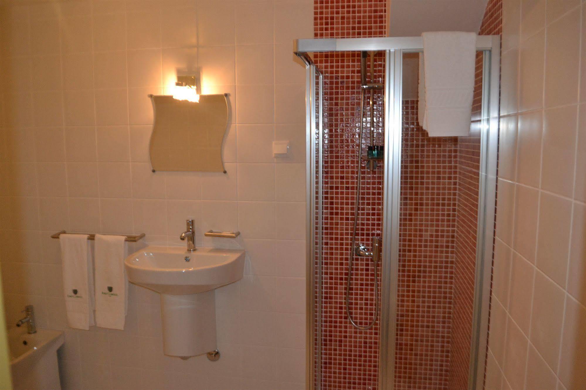 רסנדה Hotel Comercio מראה חיצוני תמונה
